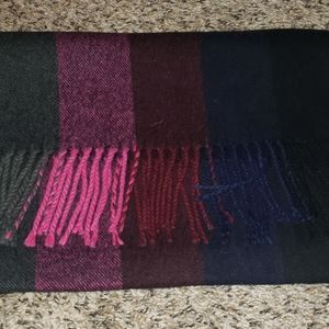 Beautiful and soft scarf